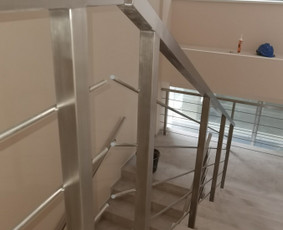 Metalo gaminiai, iš juodo ir nerūdijančio plieno, turėklai / UAB Hamika / Darbų pavyzdys ID 2631376