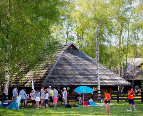 Kaimo turizmo sodybos - Atostogų parkas - viešbučio kambariai, vilos, sodybos - 1