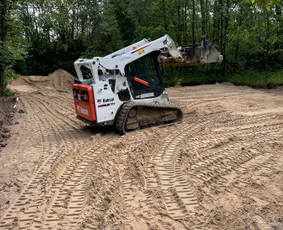 Aikštelių, kelių įrengimas-griovimo darbai - Bobcat nuoma - 4 Bobcat nuoma - Aikštelių, kelių įrengimas-griovimo darbai - 4