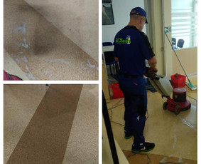 PVC grindų valymas ir vaškavimas