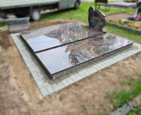 Kapaviečių dengimas plokštėmis, paminklų gamyba, Paminklai, kapų dekoravimas skaldele, granitinių tri nkelių dangos įrengimas ir kiti kapaviečių tvarkymo bei įrengimo darbai www.kapu.lt +37065688083