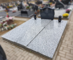 Kapaviečių dengimas plokštėmis, paminklų gamyba, Paminklai, kapų dekoravimas skaldele, granitinių tri nkelių dangos įrengimas ir kiti kapaviečių tvarkymo bei įrengimo darbai www.kapu.lt +37065688083