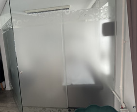 Stiklu dekoravimas, tonavimas įvairiomis plėvelėm / Interjero detalės / Darbų pavyzdys ID 2665125