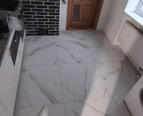 Plyteliu klijavimas. Įvairių dydžių. / Evaldas Sadauskas / Darbų pavyzdys ID 2674791