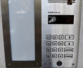 Praėjimo kontrolė, apsaugos sistemos, telefonspynės - Telefonspynių montavimas - 2 Telefonspynių montavimas - Praėjimo kontrolė, apsaugos sistemos, telefonspynės - 2