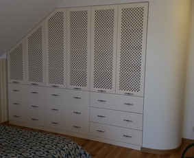 Stumdomos durys, spintos, pertvaros - Spintų gamyba - 2 Spintų gamyba - Stumdomos durys, spintos, pertvaros - 2