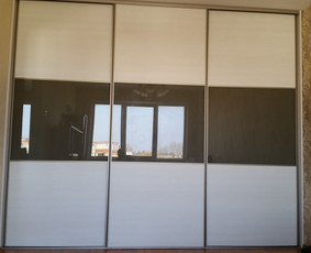 Stumdomos durys, spintos, pertvaros - Stumdomų durų ir pertvarų gamyba - 2 Stumdomų durų ir pertvarų gamyba - Stumdomos durys, spintos, pertvaros - 2