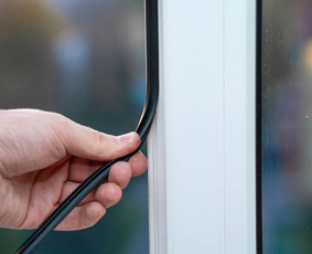 Langai Klaipėda-plastikiniai langai,terasų stiklinimas,stogi - Langų remontas, reguliavimas - 2 Langų remontas, reguliavimas - Langai Klaipėda-plastikiniai langai,terasų stiklinimas,stogi - 2