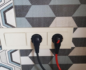 Smulkūs ir įvairūs elektros darbai Klaipėda - Skubus elektriko iškvietimas - 1 Skubus elektriko iškvietimas - Smulkūs ir įvairūs elektros darbai Klaipėda - 1