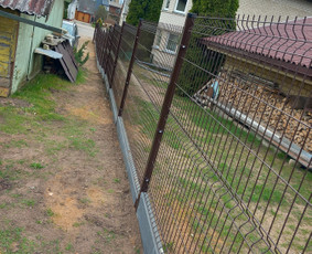 Montuojam segmentines ir metaliniu tvoralenčių tvoras / Arvydas / Darbų pavyzdys ID 2713557