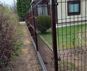 Montuojam segmentines ir metaliniu tvoralenčių tvoras / Arvydas / Darbų pavyzdys ID 2713563