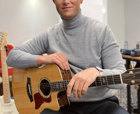 Muzikos mokytojai - Gitaros pamokos pradedantiesiems/pažengusiems. Vilnius - 1