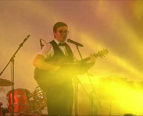 Renginių vedėjas-atlikėjas - Instrumentinė muzika renginiams - 1 Instrumentinė muzika renginiams - Renginių vedėjas-atlikėjas - 1