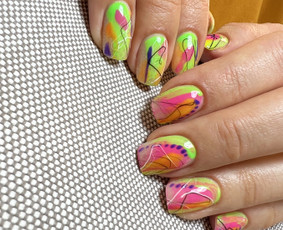 Nagų priauginimas - Same Place Beauty Academy Instruktorė - 3