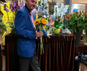 Vedėjas Arvydo Jaronskio iškilmės. Arvydas ir A5ko / ajaronskis7 / Darbų pavyzdys ID 2729481