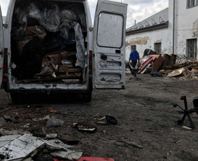 Šiukšlių, statybinių atliekų išvežimas. Griovimo darbai - Statybinių atliekų išvežimas - 3 Statybinių atliekų išvežimas - Šiukšlių, statybinių atliekų išvežimas. Griovimo darbai - 3