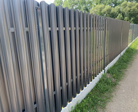 Tvoros, stumdomi vartai,atveriami vartai, vartų automatika - Skardinės tvoros - 2 Skardinės tvoros - Tvoros, stumdomi vartai,atveriami vartai, vartų automatika - 2