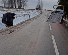 Techninė Pagalba 24/7, Tralo Paslaugos, Krovinių Pervežimas - Pagalba užklimpus automobiliui - 1 Pagalba užklimpus automobiliui - Techninė Pagalba 24/7, Tralo Paslaugos, Krovinių Pervežimas - 1