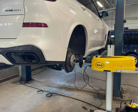 Važiuoklės, stabdžių remontas - Stabdžių diskų tekinimas nenuimant nuo automobilio - 2