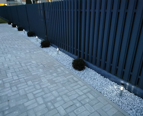 Tvoros pamatai, betonavimas - - Tvoros - Vartai - Montavimas - Garantija - - 1