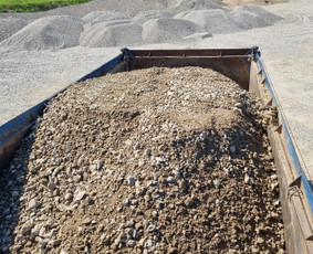 Juodžemis, smėlis, žvyras, skalda ir gruntas / Andrius / Darbų pavyzdys ID 2753435