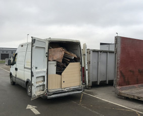 Krovinių pervežimas, perkraustymai, atlieku išv. - Statybinių atliekų išvežimas - 3 Statybinių atliekų išvežimas - Krovinių pervežimas, perkraustymai, atlieku išv. - 3