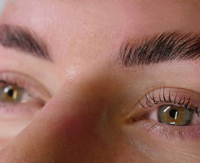 Makiažas/šukuosenos/antakių Korekcija/laminavimas/ teminis g - Antakių korekcija - 2 Antakių korekcija - Makiažas/šukuosenos/antakių Korekcija/laminavimas/ teminis g - 2