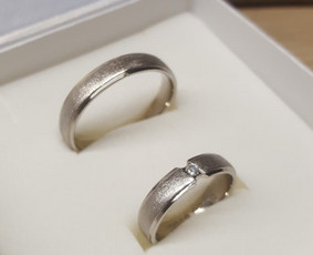 950 platina su 0.04 ct deimantu - 1100£