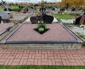 Kapų priežiūra, renovacija, tvarkymas, dekoravimas - Kapavietės užpylimas skaldele - 2 Kapavietės užpylimas skaldele - Kapų priežiūra, renovacija, tvarkymas, dekoravimas - 2