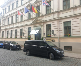 Mikroautobuso Mercedes nuoma su vairuotoju, keleivių vežimas / Gintaras / Darbų pavyzdys ID 2792785