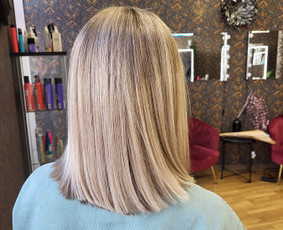 Kirpimai visai šeimai, dažymas, priauginimas - Dažymas sruogelėmis - 2 Dažymas sruogelėmis - Kirpimai visai šeimai, dažymas, priauginimas - 2