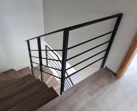 Laiptai, turėklai, vartai, švietuvai, metalo gaminiai. / metalo gaminiai / Darbų pavyzdys ID 2829073