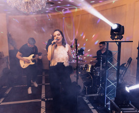 Individuali muzikinė programa Jūsų šventėje! - Vestuvių muzikantai - 2 Vestuvių muzikantai - Individuali muzikinė programa Jūsų šventėje! - 2