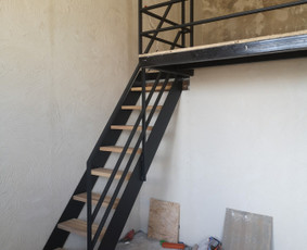 Laiptai, Turėklai, baldų metalinės konstrukcijos. / UAB KUZNIA / Darbų pavyzdys ID 2839343