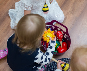 Šokių studija Vilniuje. Poriniai ir solo šokiai. / Kristina Piekautaitė / Darbų pavyzdys ID 525319