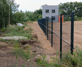 Montuojam segmentines ir metaliniu tvoralenčių tvoras / Arvydas / Darbų pavyzdys ID 2861657