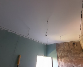 Vidaus apdailos darbai - Lubų dažymas - 1 Lubų dažymas - Vidaus apdailos darbai - 1