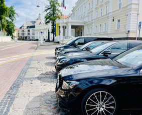 Prabangių automobilių nuoma vestuvėms Kaune, Vilniuje / Automobilių nuoma su vairuotoju / Darbų pavyzdys ID 2869915