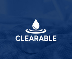 Clearable logotipas. Mūsų produktas yra valymo milteliai, skirtingo dydžio maisto/ gėrimų talpoms, daukartinio naudojimo buteliukams, shaker’iams.