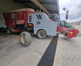Lengvųjų automobilių ir Sunkvežimių Mobilus padangų montavim - Ratlankių lyginimas, remontas - 2 Ratlankių lyginimas, remontas - Lengvųjų automobilių ir Sunkvežimių Mobilus padangų montavim - 2