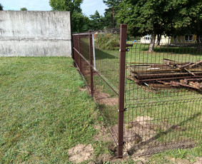 Montuojam segmentines ir metaliniu tvoralenčių tvoras / Arvydas / Darbų pavyzdys ID 2884757