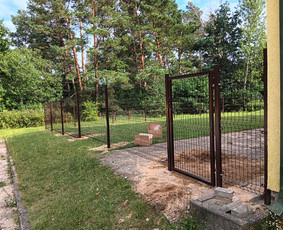 Montuojam segmentines ir metaliniu tvoralenčių tvoras / Arvydas / Darbų pavyzdys ID 2884771