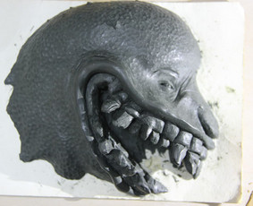 bareljefinis modelis silikoninei skulpturai