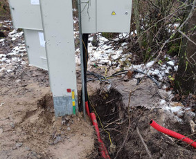 Saulės elektrinių montavimas ir pajungimas / Saulės dovana / Darbų pavyzdys ID 2887909