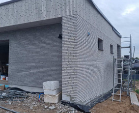 Lanksčiųjų fasado plytelių klijavimas / Edgaras / Darbų pavyzdys ID 2889027