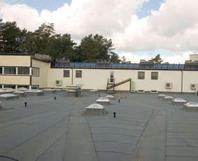 Plokščio stogo dengimas prilydoma ir Epdm danga - Stogų dengimas bitumine danga - 1 Stogų dengimas bitumine danga - Plokščio stogo dengimas prilydoma ir Epdm danga - 1