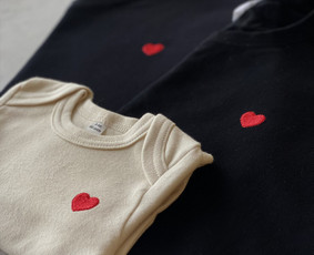 Personalizuotos, siuvinėtos dovanos, logotipų siuvinėjimas - Drabužių siuvinėjimas - 2 Drabužių siuvinėjimas - Personalizuotos, siuvinėtos dovanos, logotipų siuvinėjimas - 2