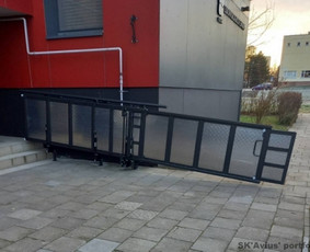 Ištraukiama ir atlenkiama rampa