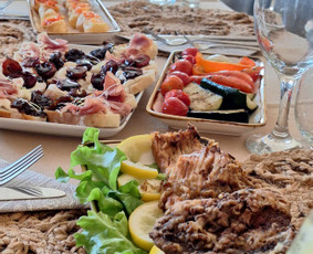 Išvykstamoji virtuvė, patiekalai kazane, gedulingi pietūs - Banketų ir furšetų ruošimas - 1 Banketų ir furšetų ruošimas - Išvykstamoji virtuvė, patiekalai kazane, gedulingi pietūs - 1