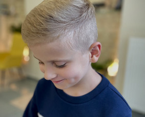 Kirpėjos paslaugos Šiauliuose - Vaikų kirpimas - 3 Vaikų kirpimas - Kirpėjos paslaugos Šiauliuose - 3